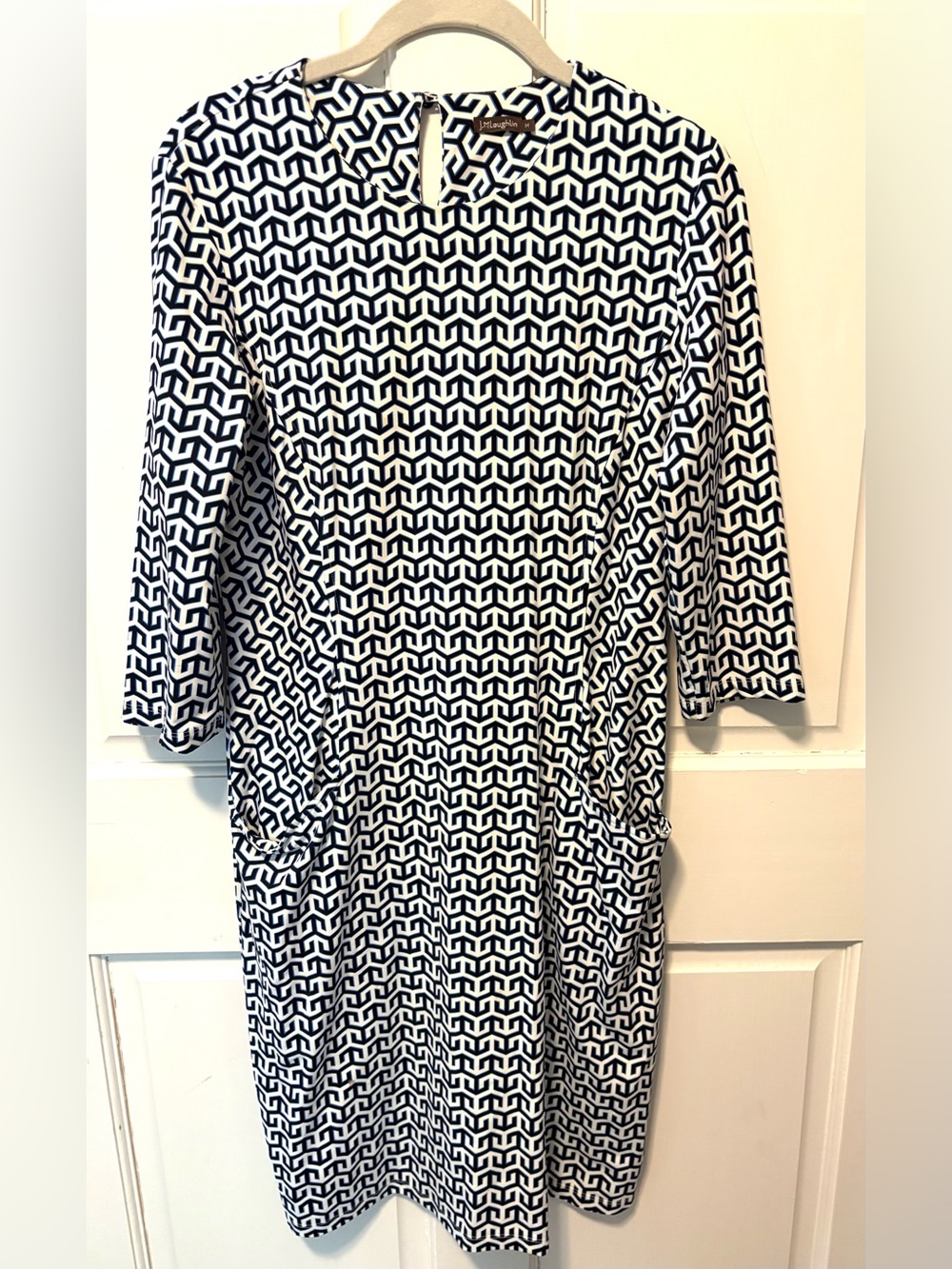J. McLaughlin MIA sheath dress geometric print white blue womens dress m medium